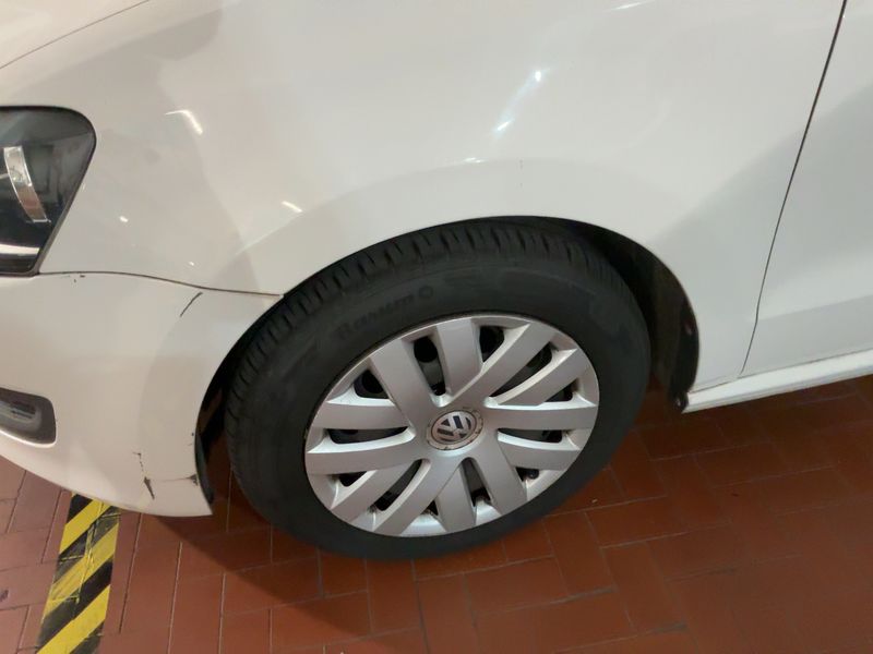 Volkswagen Polo 1.6 TDI Comfortline 2013 – снимка 3