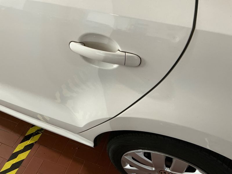 Volkswagen Polo 1.6 TDI Comfortline 2013 – снимка 23