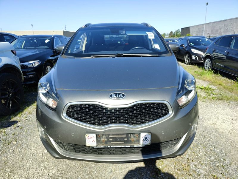 Kia Carens 1.7 CRDi Dream Team 2015 – снимка 7