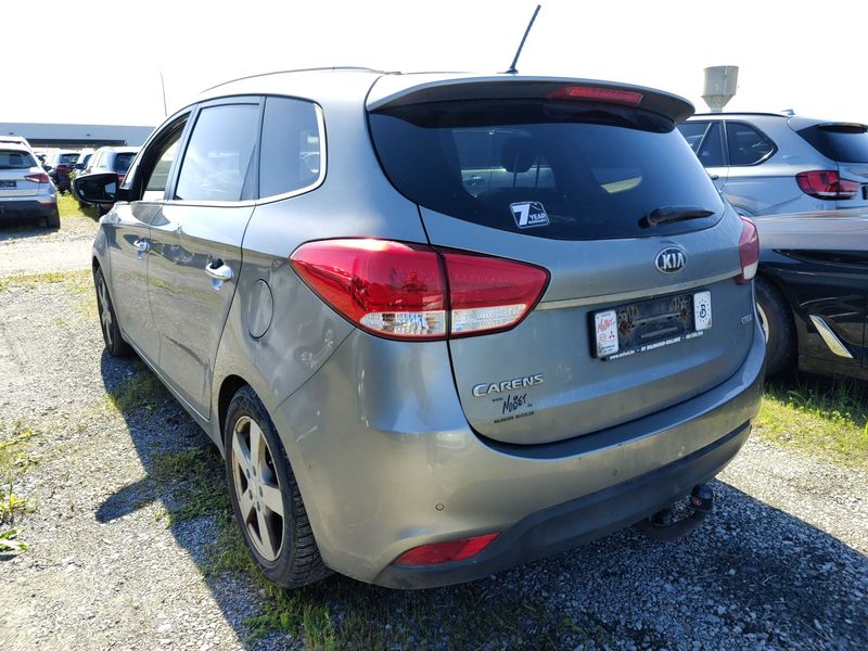 Kia Carens 1.7 CRDi Dream Team 2015 – снимка 3