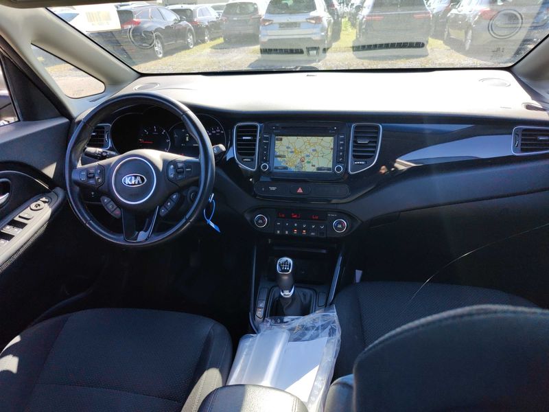 Kia Carens 1.7 CRDi Dream Team 2015 – снимка 11