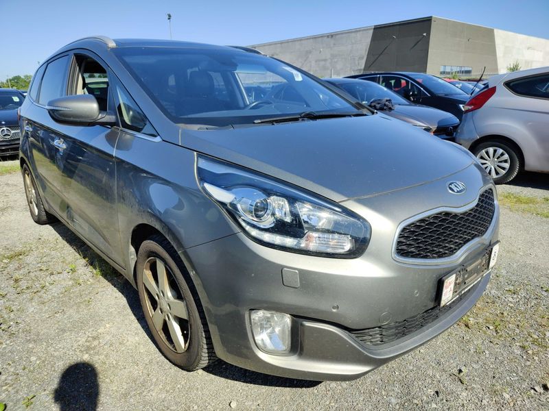 Kia Carens 1.7 CRDi Dream Team 2015 – снимка 6