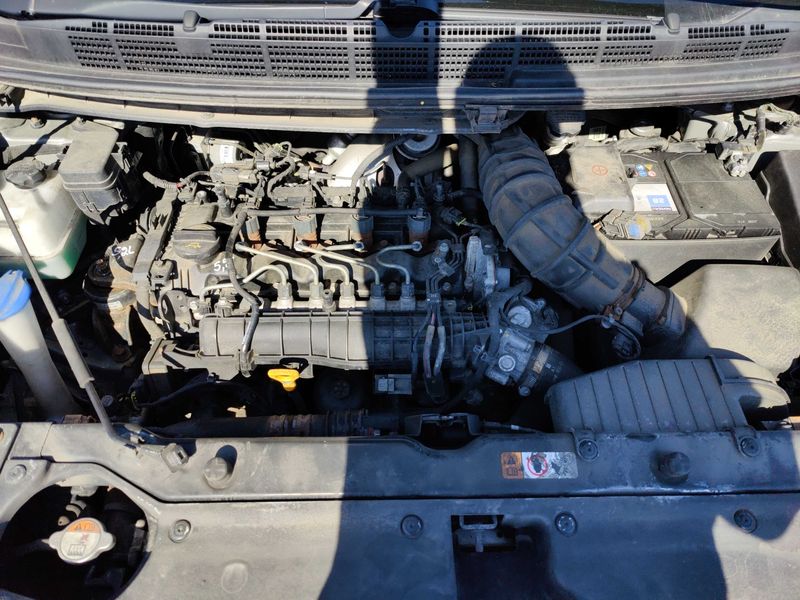 Kia Carens 1.7 CRDi Dream Team 2015 – снимка 8
