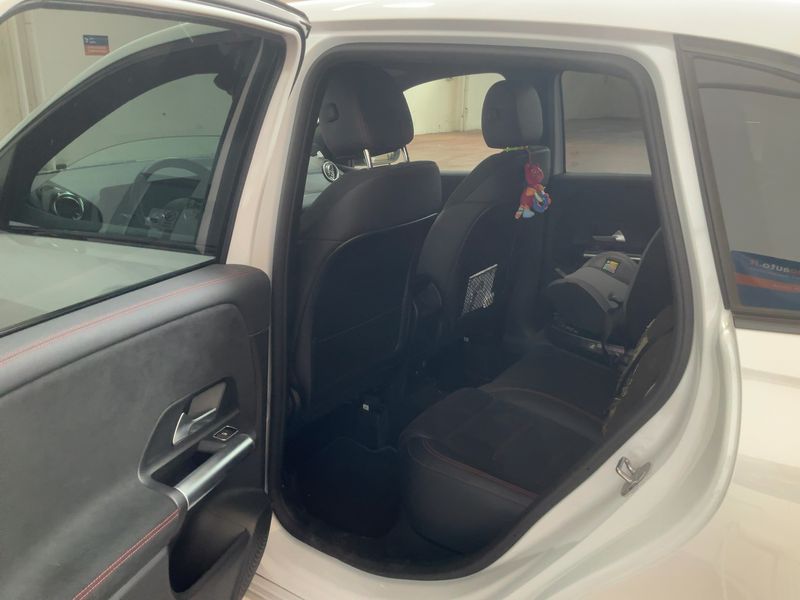 Mercedes-Benz B-Klasse B 180 Mild-Hybrid AMG Line 2023 – снимка 19