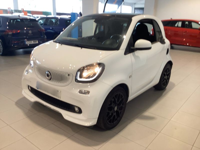 Smart fortwo 0.9 Turbo Basis passion 2019 – снимка 1