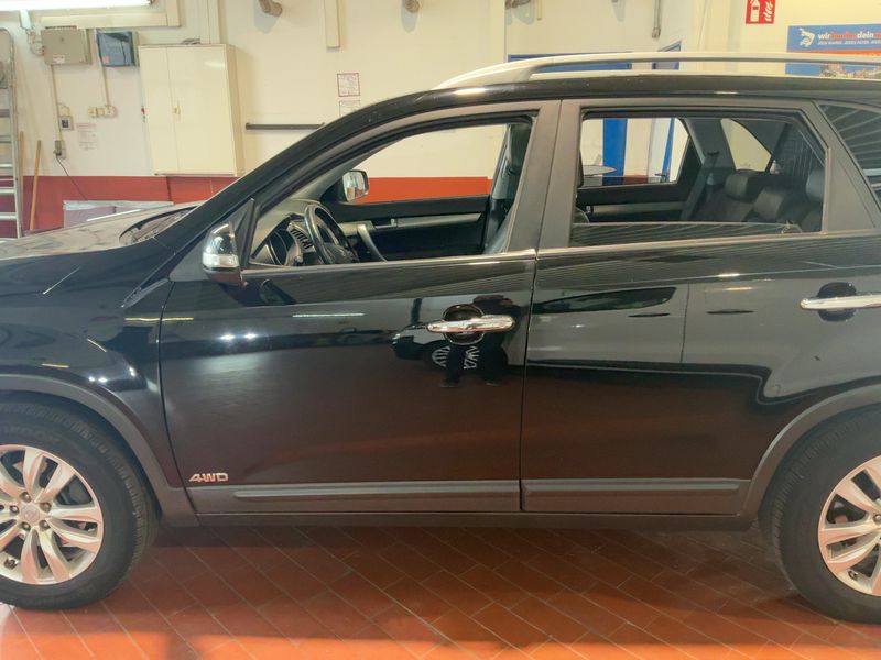 Kia Sorento 2.2 CRDi Spirit 4WD 2010 – снимка 4