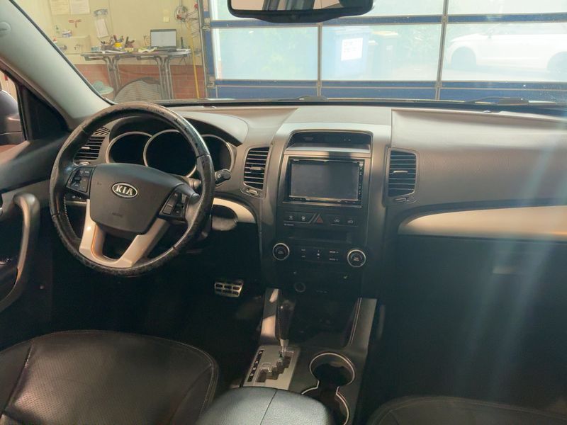 Kia Sorento 2.2 CRDi Spirit 4WD 2010 – снимка 18