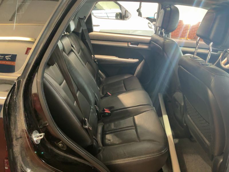 Kia Sorento 2.2 CRDi Spirit 4WD 2010 – снимка 20