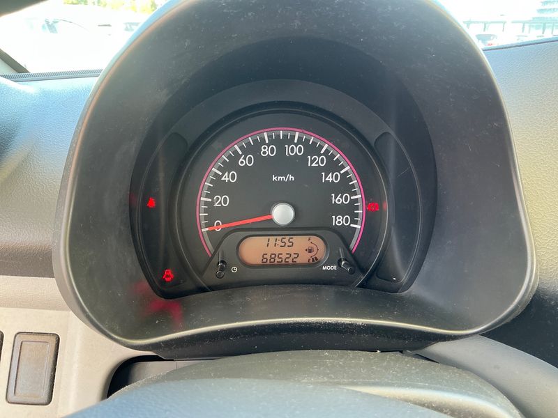 Nissan Pixo 1.0 Acenta 2010 – снимка 18