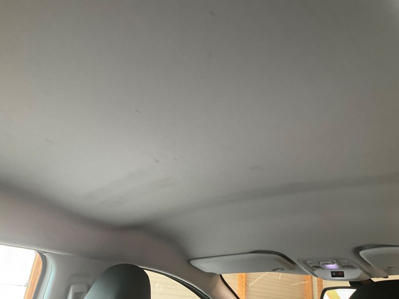 Peugeot 2008 1.2 PureTech Allure 2018 – снимка 25