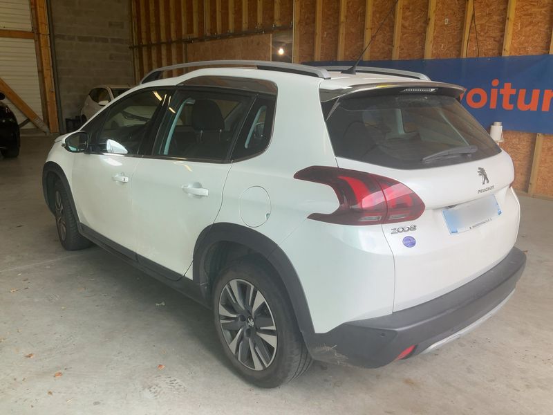 Peugeot 2008 1.2 PureTech Allure 2018 – снимка 6