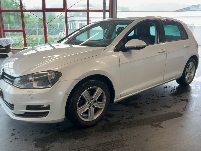 Volkswagen Golf VII 1.2 TSI Comfortline BlueMotion Tech 2013 – снимка 2