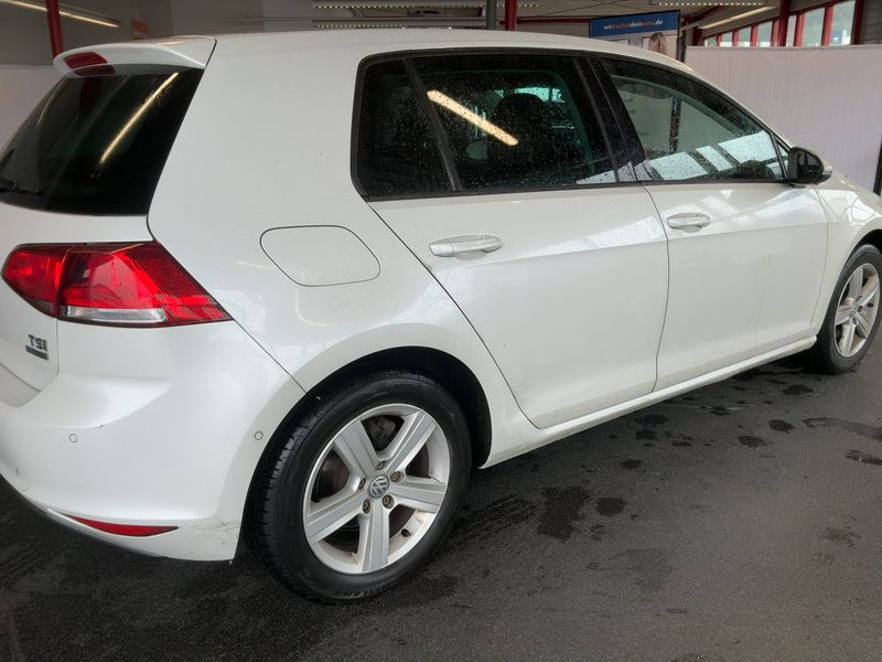 Volkswagen Golf VII 1.2 TSI Comfortline BlueMotion Tech 2013 – снимка 8