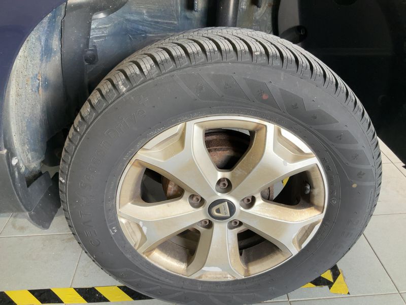 Dacia Duster 1.6 SCe LPG Comfort 2019 – снимка 5