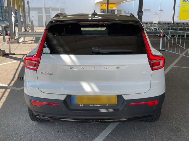 Volvo XC40 P8 electric drive 300 kW R-Design Pure AWD 2020 – снимка 7