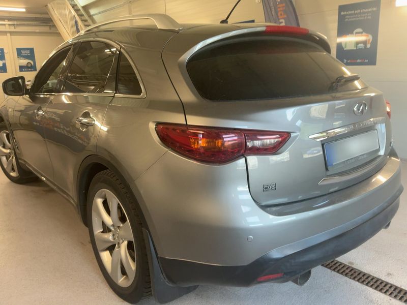 Infiniti FX 3.0 V6 Diesel FX30d S 2011 – снимка 6