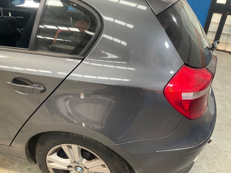 BMW 1er 120d 2007 – снимка 34
