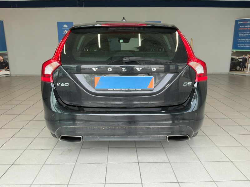 Volvo V60 2.0 D5 Summum 2017 – снимка 7