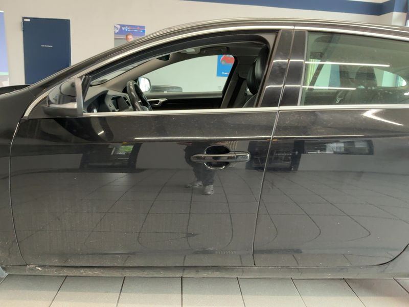 Volvo V60 2.0 D5 Summum 2017 – снимка 4