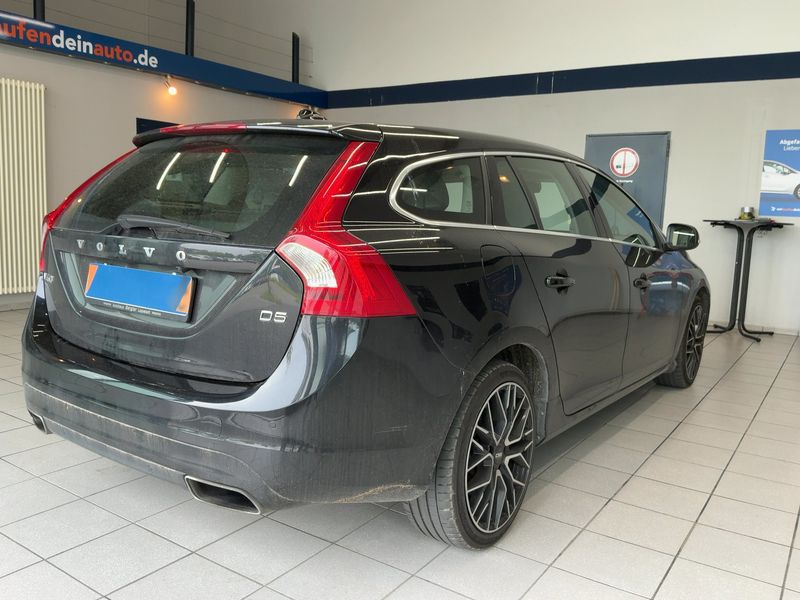 Volvo V60 2.0 D5 Summum 2017 – снимка 8
