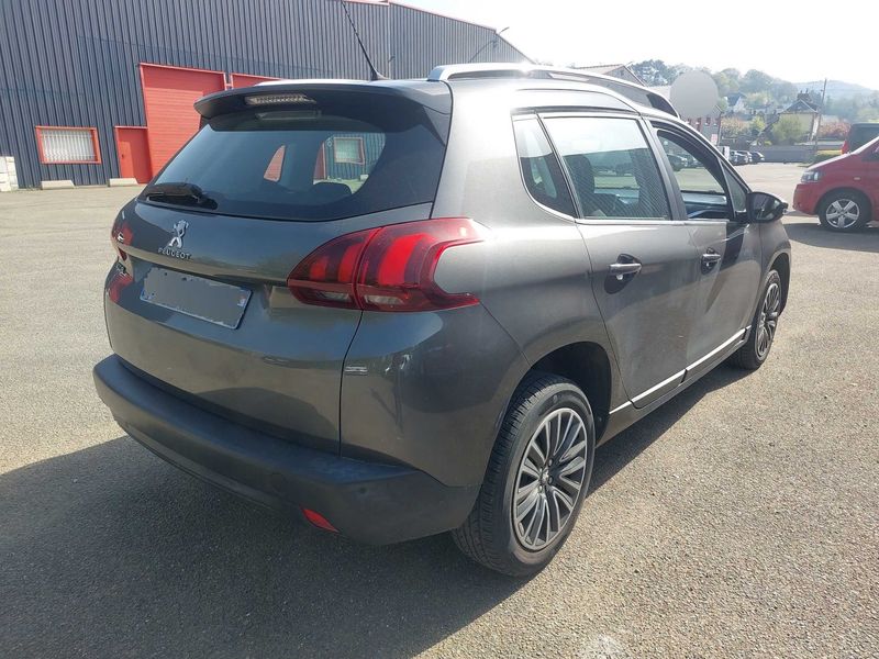 Peugeot 2008 1.5 Blue-HDi Active Business 2019 – снимка 5