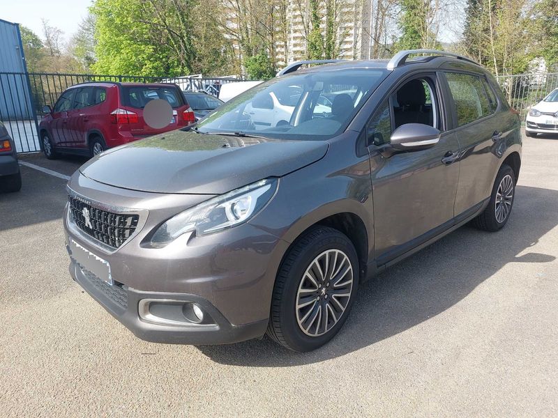 Peugeot 2008 1.5 Blue-HDi Active Business 2019 – снимка 2