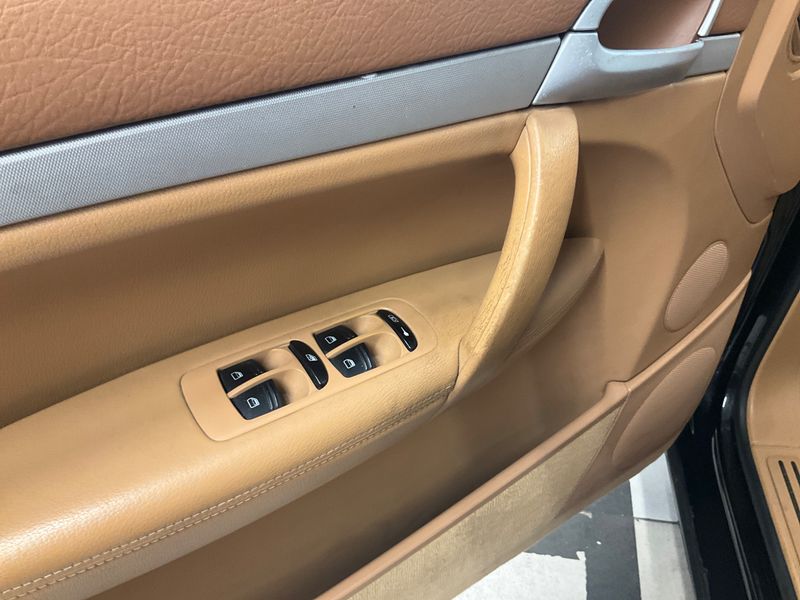 Porsche Cayenne 3.2 2005 – снимка 26