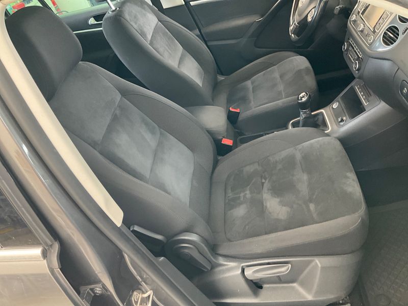 Volkswagen Tiguan 1.4 TSI Sport & Style BlueMotion Tech 2015 – снимка 31