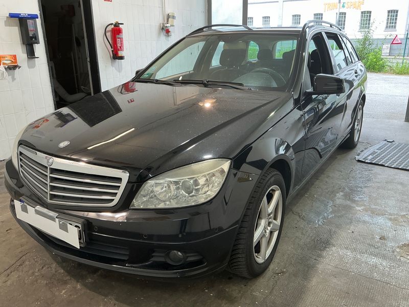 Mercedes-Benz C-Klasse C 200 CDI T Classic 2009 – снимка 1