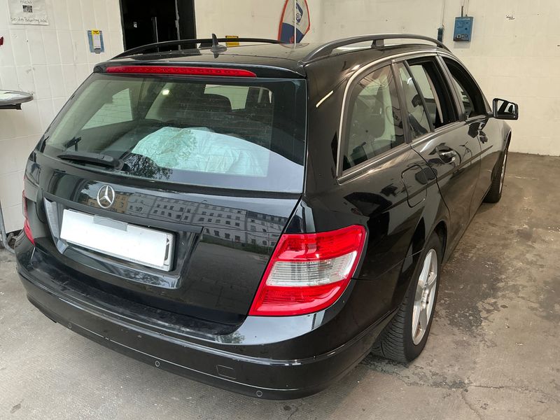Mercedes-Benz C-Klasse C 200 CDI T Classic 2009 – снимка 2