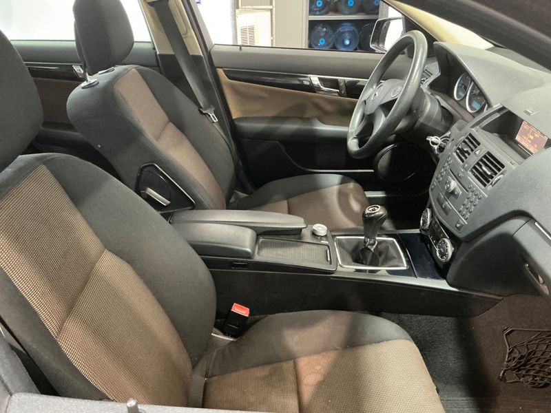 Mercedes-Benz C-Klasse C 200 CDI T Classic 2009 – снимка 3