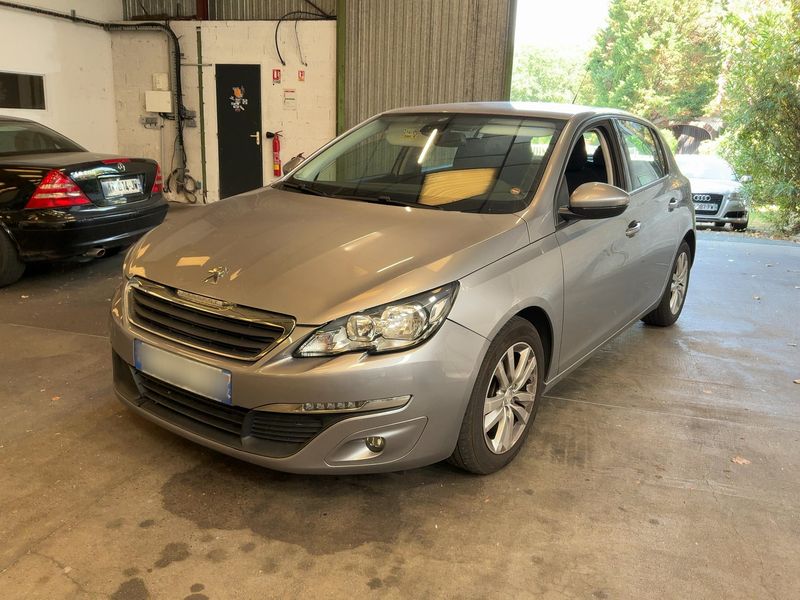 Peugeot 308 1.6 Blue-HDi Active Business 2017 – снимка 1
