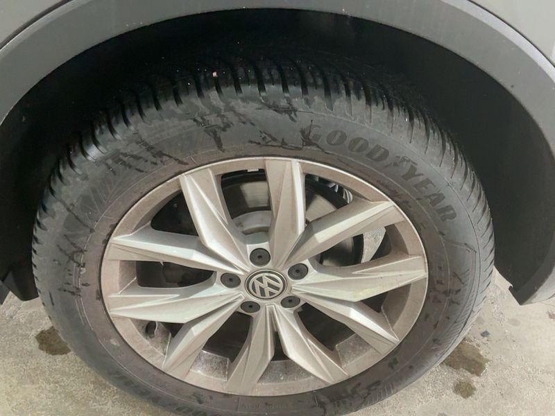 Volkswagen Tiguan 2.0 TDI Executive 4Motion BlueMotion Tech 2017 – снимка 5