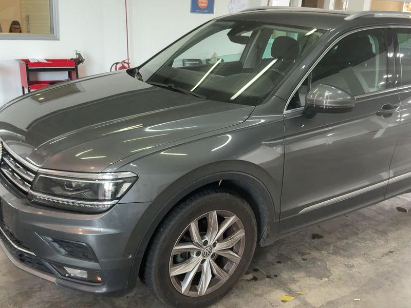 Volkswagen Tiguan 2.0 TDI Executive 4Motion BlueMotion Tech 2017 – снимка 2