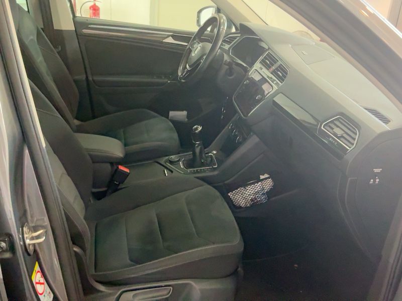 Volkswagen Tiguan 2.0 TDI Executive 4Motion BlueMotion Tech 2017 – снимка 16