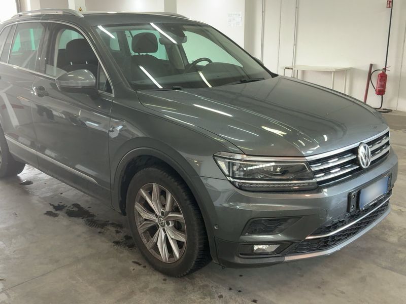 Volkswagen Tiguan 2.0 TDI Executive 4Motion BlueMotion Tech 2017 – снимка 12