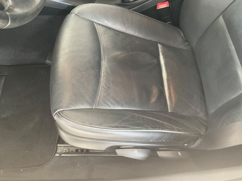 BMW X1 sDrive 16d 2013 – снимка на щета 32