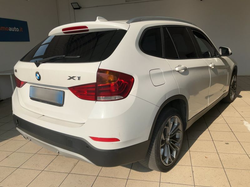 BMW X1 sDrive 16d 2013 – снимка на щета 8