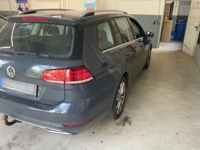 Volkswagen Golf VII 2.0 TDI Highline BlueMotion Tech 2017 – снимка 8