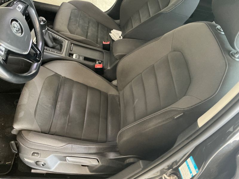 Volkswagen Golf VII 2.0 TDI Highline BlueMotion Tech 2017 – снимка 26