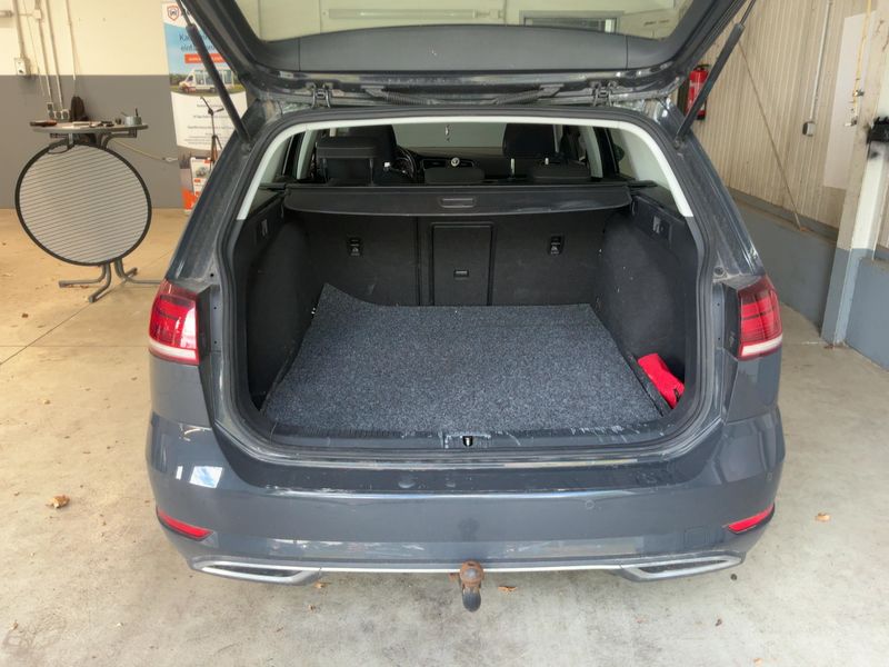 Volkswagen Golf VII 2.0 TDI Highline BlueMotion Tech 2017 – снимка 15