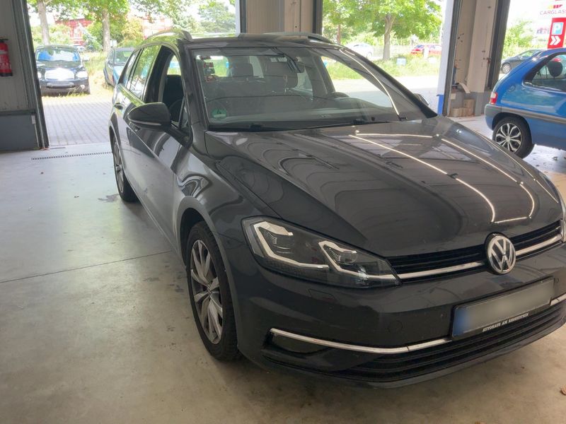 Volkswagen Golf VII 2.0 TDI Highline BlueMotion Tech 2017 – снимка 12