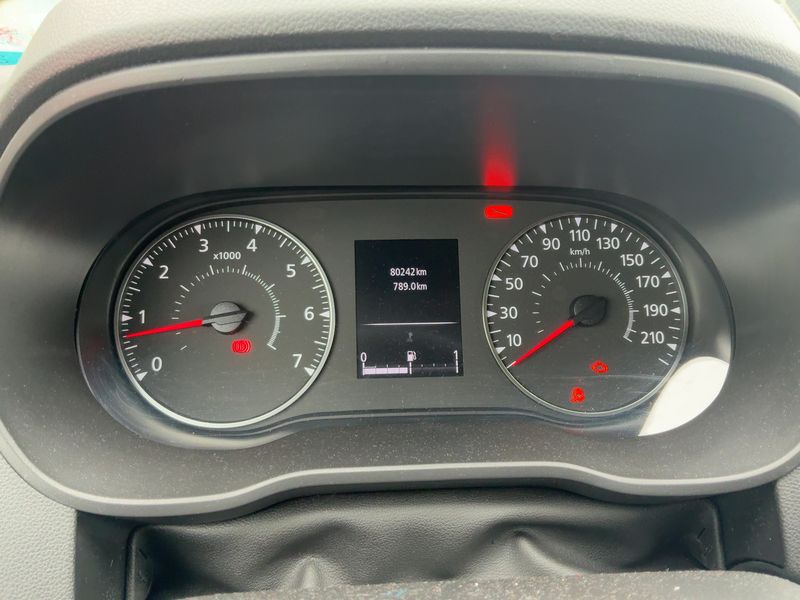 Dacia Duster 1.3 TCe Anniversary 2019 – снимка 18