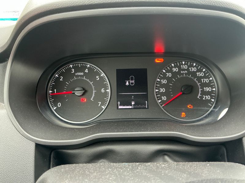 Dacia Duster 1.3 TCe Anniversary 2019 – снимка 36