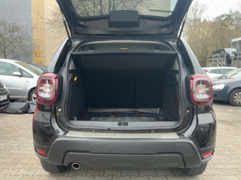 Dacia Duster 1.3 TCe Anniversary 2019 – снимка 15
