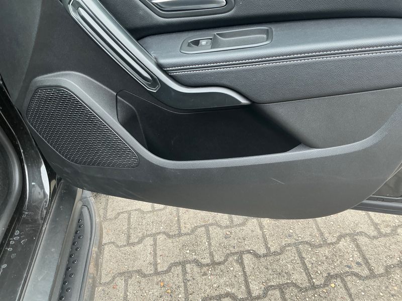 Dacia Duster 1.3 TCe Anniversary 2019 – снимка 31