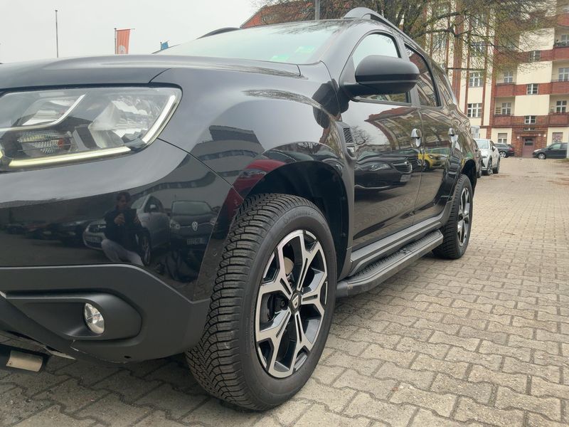 Dacia Duster 1.3 TCe Anniversary 2019 – снимка 2