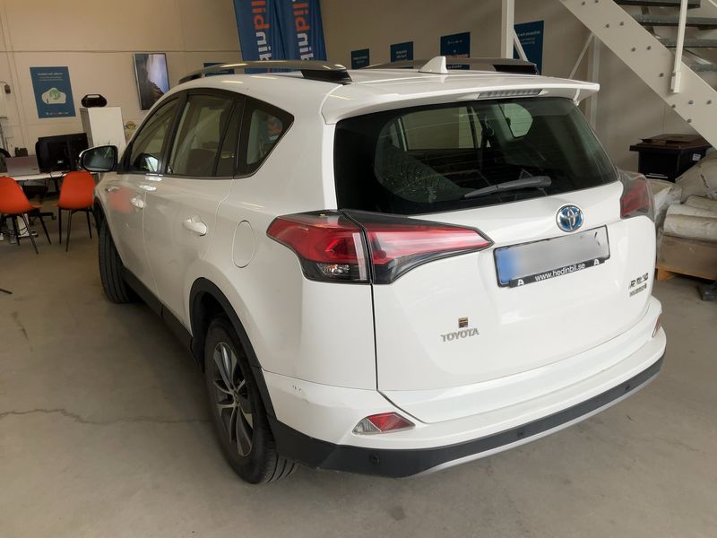 Toyota RAV 4 2.5 Hybrid Comfort 2018 – снимка 6