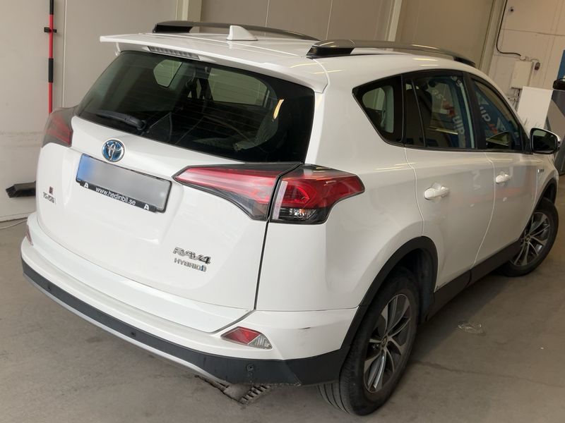 Toyota RAV 4 2.5 Hybrid Comfort 2018 – снимка 8