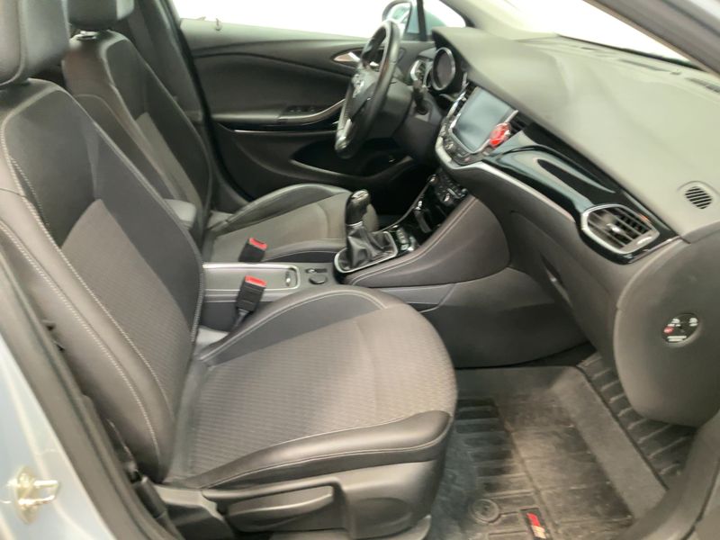 Opel Astra 1.6 CDTI Innovation Start&Stop 2016 – снимка 16